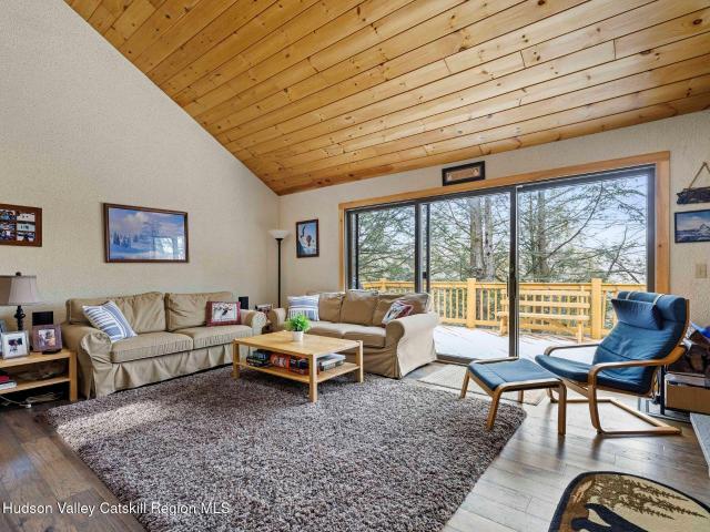 13 Brainard Ridge Road