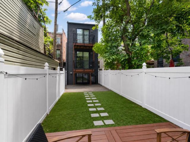 13 Britton St # 1