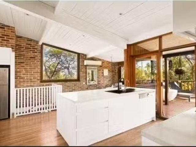 13 Brindisi Place, AVALON BEACH House for rent Listed by For.