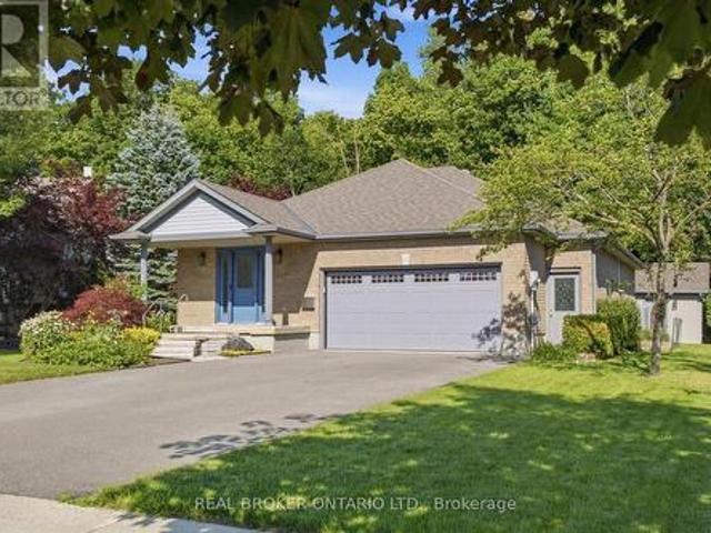 13 Burlwood Drive, Woolwich, ON, N3B 3L2 house for sale | Listing ID X13614 | Royal LePage