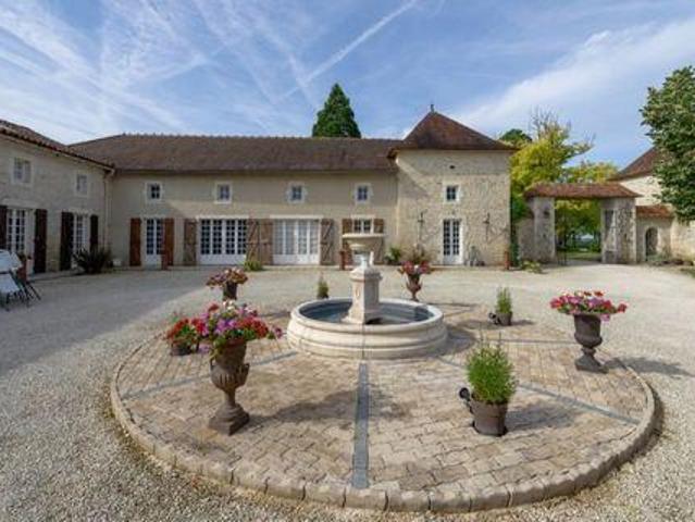 13 chambres, Valdelaume Charente 79110 104294841