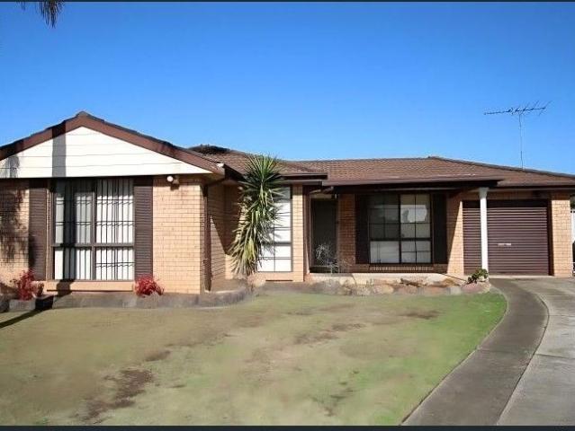 13 Chesham Place, PLUMPTON, NSW 2761