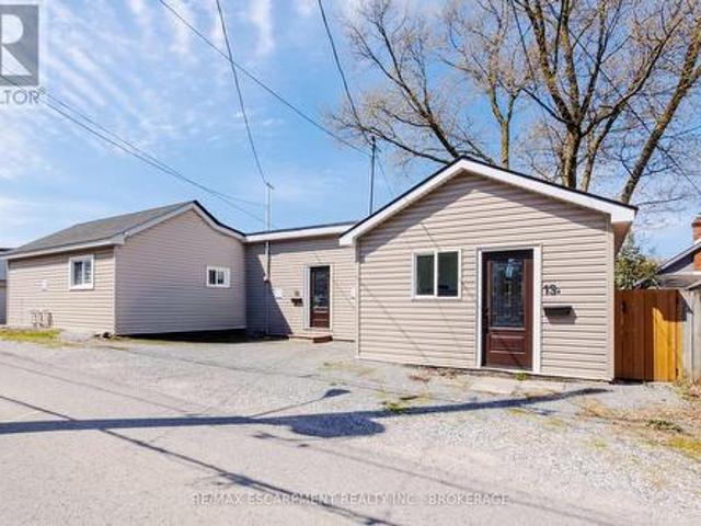 13 Chestnut Lane, St. Catharines Secord Woods, ON, L2T 1G3 house for sale | Listing ID X13044 | Royal LePage