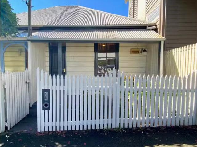 13 Church Street, Balmain House for rent Listed by Anthony Da.