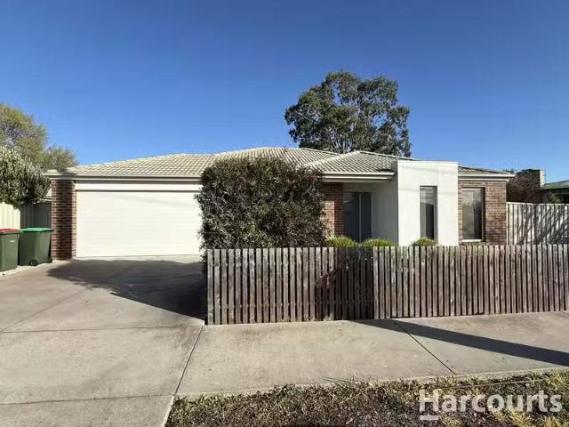 13 Churchill Road, HORSHAM, VIC 3400 House for Rent