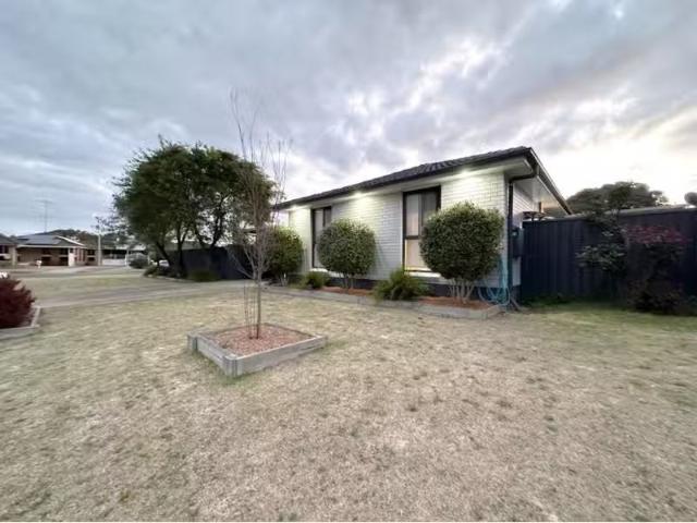 13 Cobb Avenue, JAMISONTOWN House for rent Listed by Siobhan.