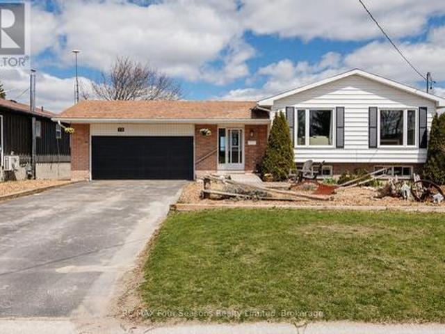 13 Clugston Drive, Grey Highlands, ON, N0C 1H0 house for sale | Listing ID X13025 | Royal LePage