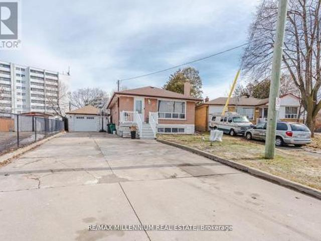 13 Cumberland Drive, Brampton, ON, L6V 1W5 house for sale | Listing ID W13582 | Royal LePage