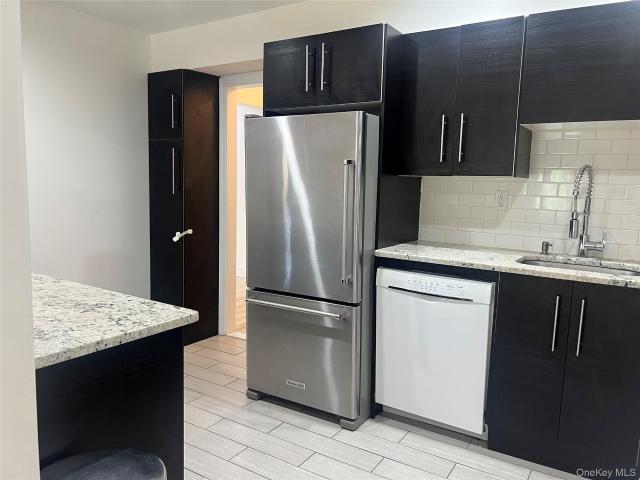 13 Darian Court 2A