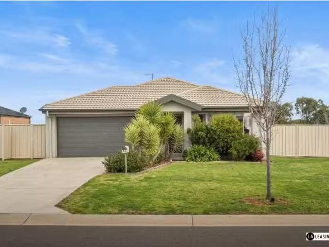 13 Davidson Court, Corowa House for rent Listed by Property M.