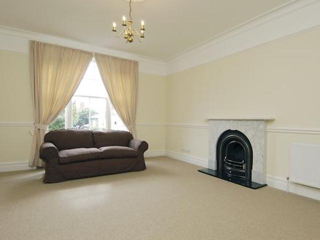 13 Dealtry Road, London, SW15 6NL, United Kingdom | 2 bed apartment for rent #140398750 | Rentberry
