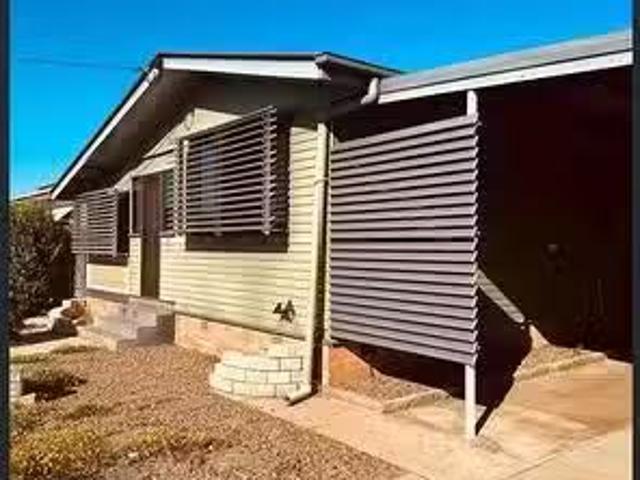 13 Dix Street, Kepnock, QLD 4670