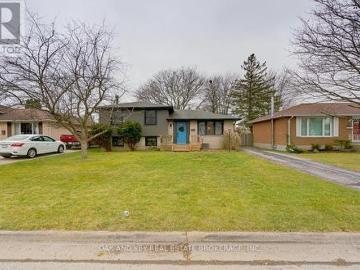 St Thomas, Ontario - Patio, Garden, Office room