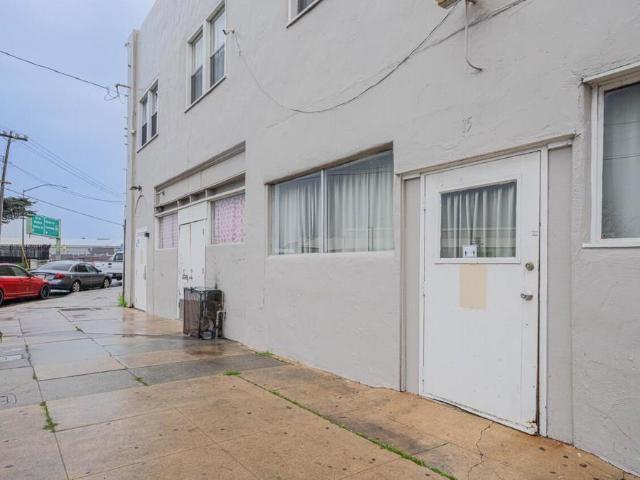 13 E Lake Street