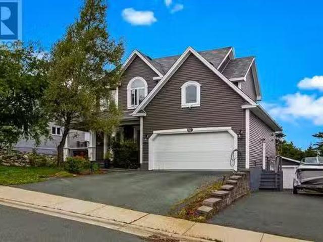13 Earlston Avenue, Conception Bay South, NL, A1W 0A4 house.