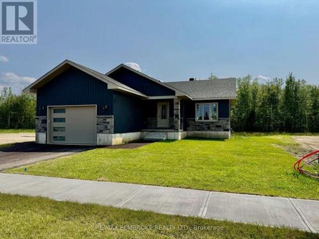 13 Eddy Crescent, Pembroke, ON, K8A 0M1 house for sale | Listing ID X13628 | Royal LePage