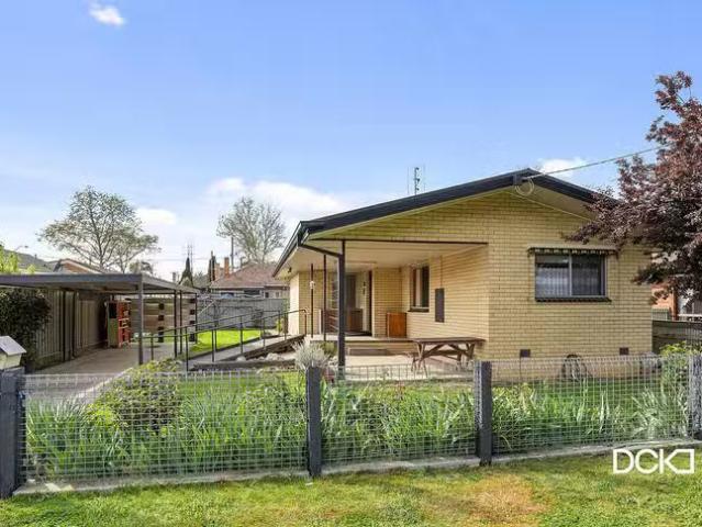 13 Elliott Street, Golden Square, VIC 3555