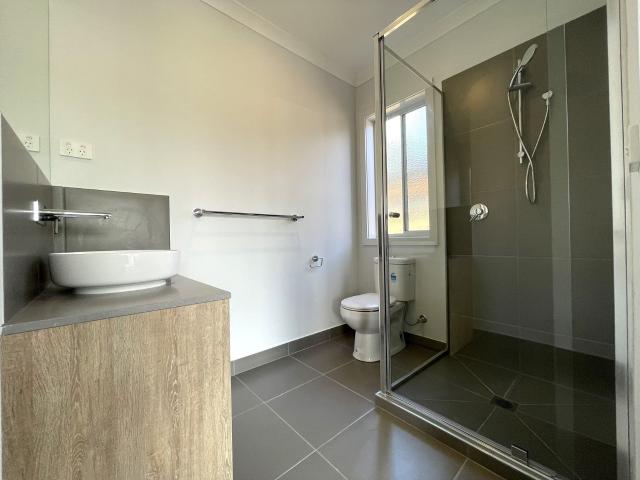 13 Elpis Road, WEIR VIEWS, VIC 3338 House for Rent Ray White Preston
