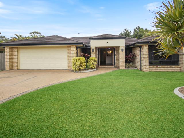 13 Endeavour Bark Drive, Glass House Mountains