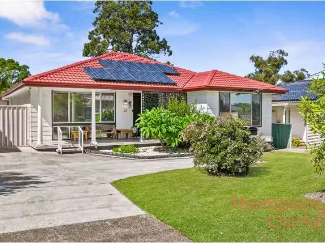 13 Enright Street, BERESFIELD Townhouse for rent Listed by Ch.