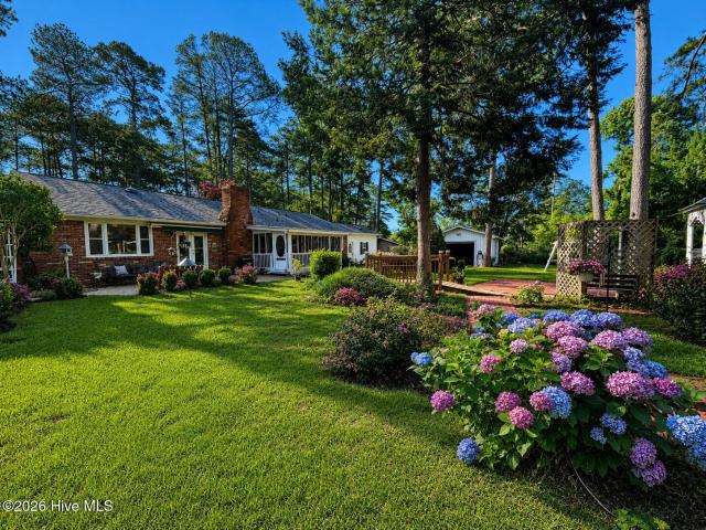13 Farrington Way