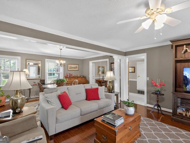 13 Forest Pines Drive