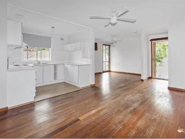 13 Flobern Avenue, Wauchope House for rent Listed by Nicky Da.