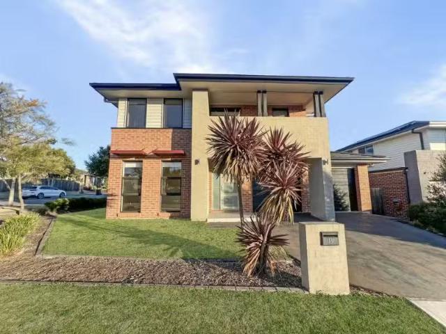 13 Francevic Street, ORAN PARK House for rent Listed by Jessi.