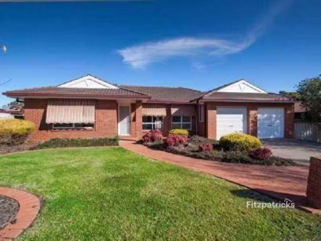 13 Frances Court, Ashmont House for rent Listed by Rental Dep.