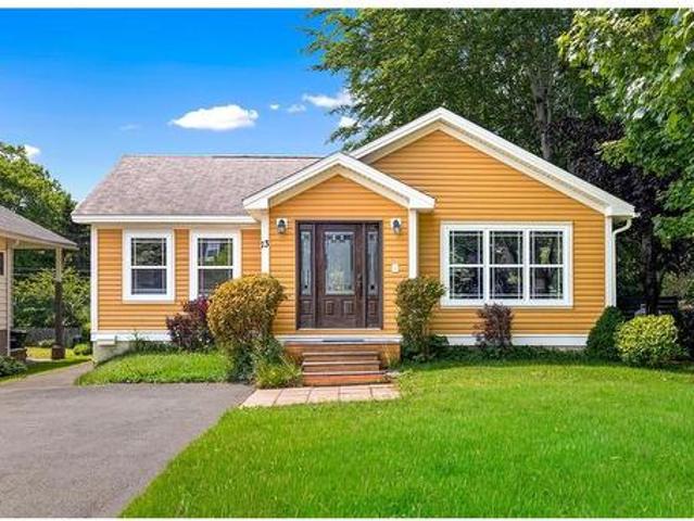 13 Gooseberry Lane, St. John'S, NL, A1B 1Y4 house for sale | Listing ID 1300 | Royal LePage