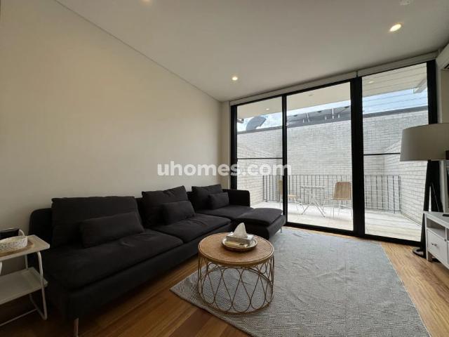 13 Glebe st, Sydney