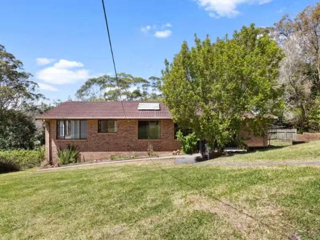 13 Glen Road, Ourimbah House for rent Listed by Lynne Cowell.