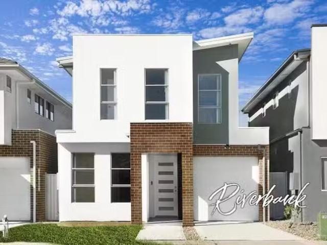 13 Glenholme Drive, Glenmore Park, NSW 2745