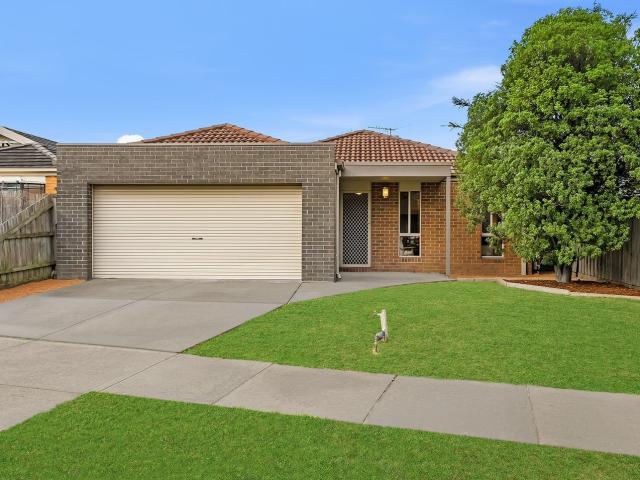 13 Grand Central Boulevard, Pakenham, VIC 3810