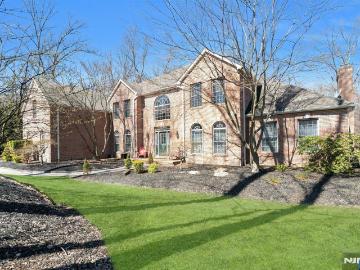 13 Greenfield Hill