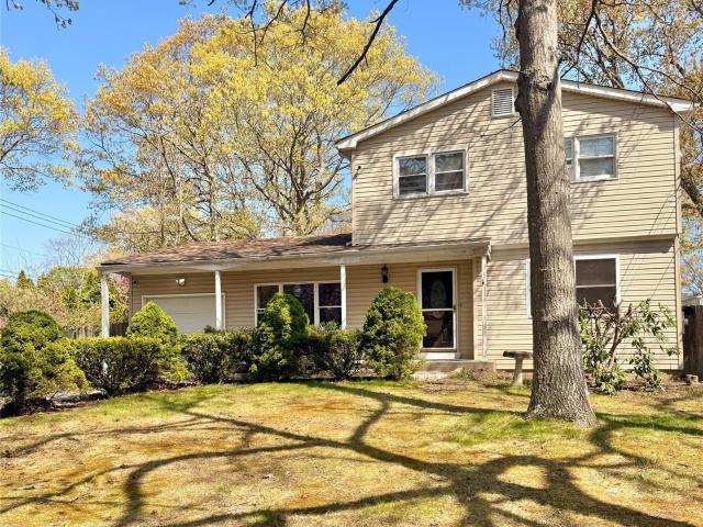 13 Hampton Avenue