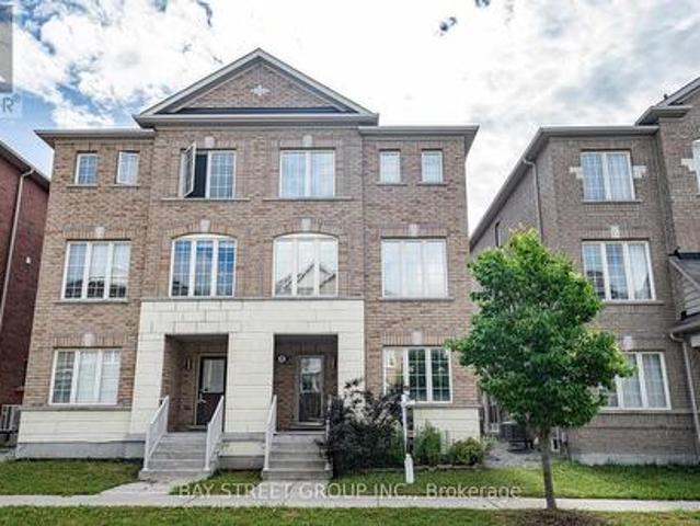 13 Highbury Court, Markham, ON, L6B 1J7 house for sale | Listing ID N13555 | Royal LePage