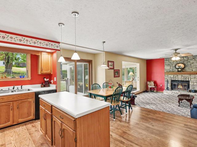 13 Honey Tree Lane