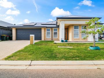 13 Honeysuckle Street, Angle Vale SA