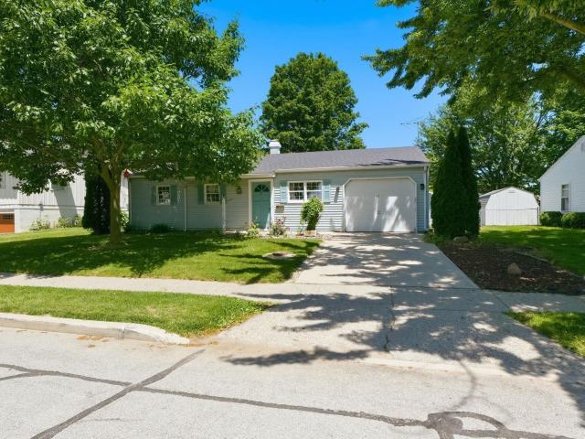 13 Holden Road