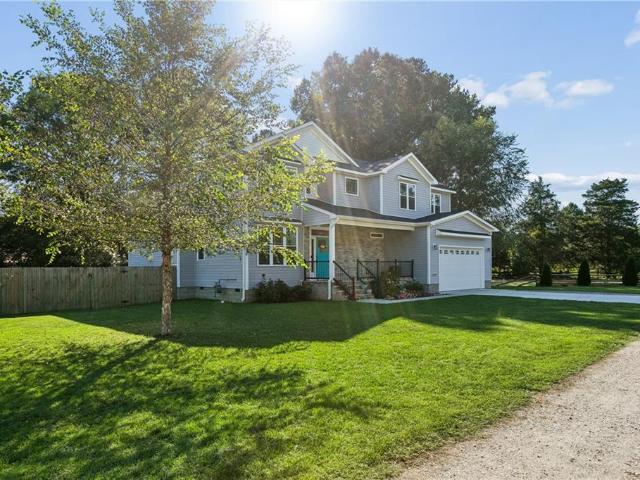 13 Hunts Neck RD