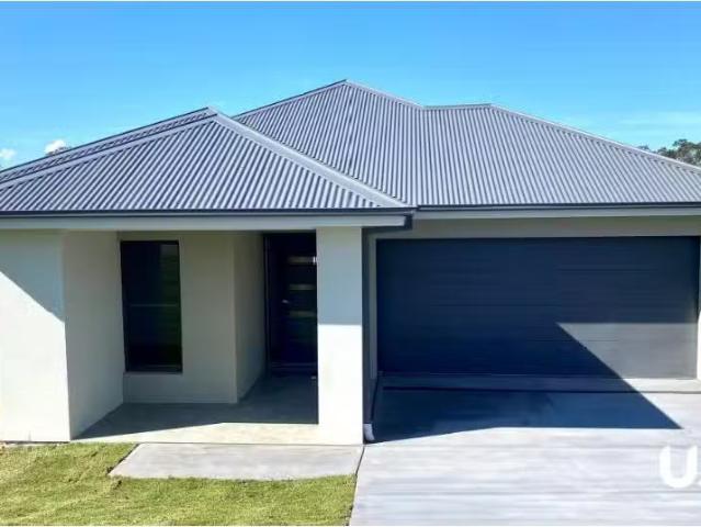 13 Jewell Road, North Rothbury House for rent Listed by Jessi.