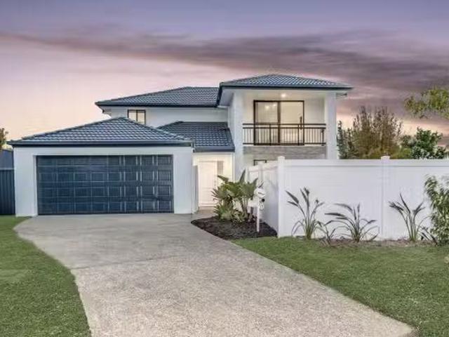 13 Katie Court, ARUNDEL, QLD 4214 House for Rent