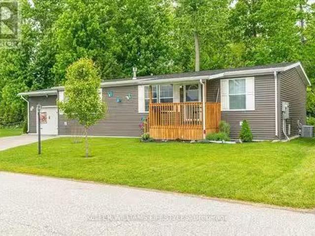 13 Kellestine Drive, Strathroy Caradoc Se, ON, N7G 0C5 hou.