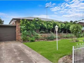 South Windsor, Colo Heights - Garden, Parking