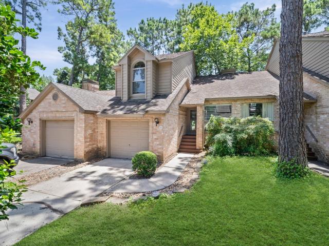 13 Lakeridge Drive