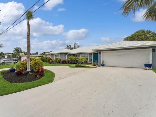 13 Little Harbor Way, Deerfield Beach, FL 33441 | MLS #B26009