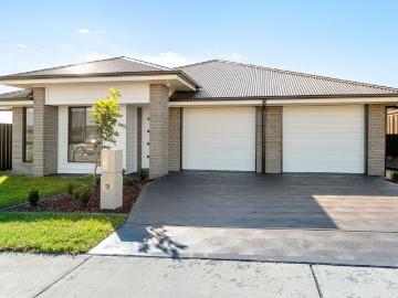 Cockle Creek, Newcastle - Garden, Air conditioning