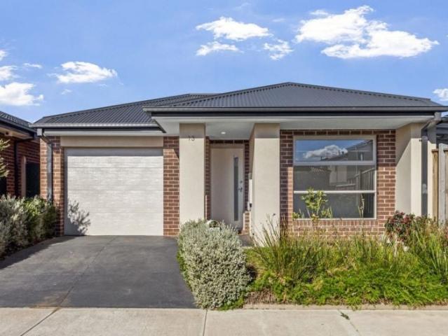 13 Lombard Road, Werribee