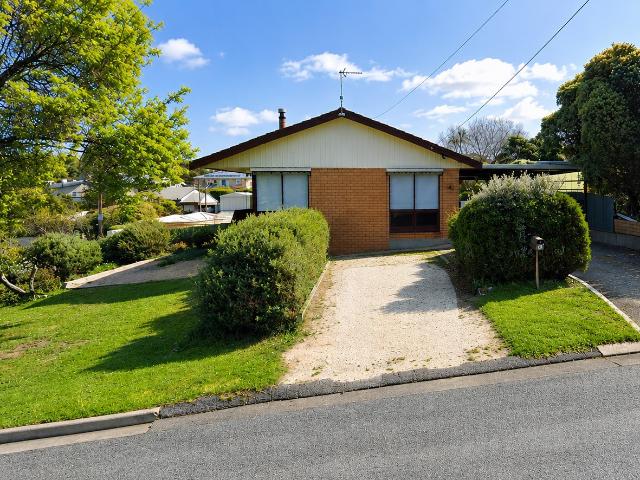 13 Lorraine Avenue, Port Lincoln